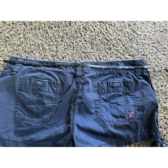 Vintage American eagle live your life shorts, size 12 blue with iconic pink eagl - Picture 5 of 9